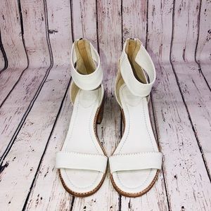 FRYE Brielle Back Zip Ankle Strap Sandals~ 7.5 EUC